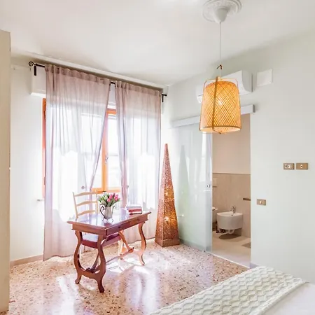Apartament Green House Near Station And Airport Piza